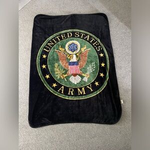 Regal Comfort 83" x 56" United States Army Luxury Plush Throw Blanket